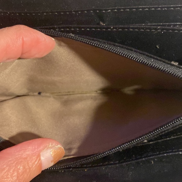 GUC. Nine West snakeskin style wallet. - Picture 6 of 13